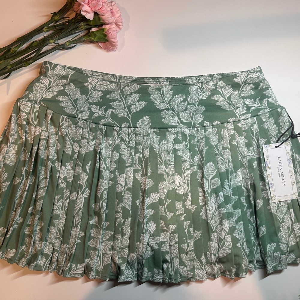 UV PROTECTION Laura Ashley Green Floral Pleated Skirt